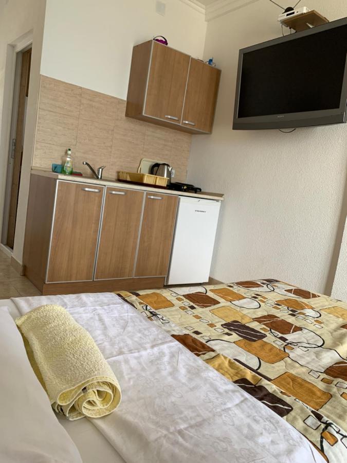 סטאר דויירן Sunrise Apartments And Studios מראה חיצוני תמונה