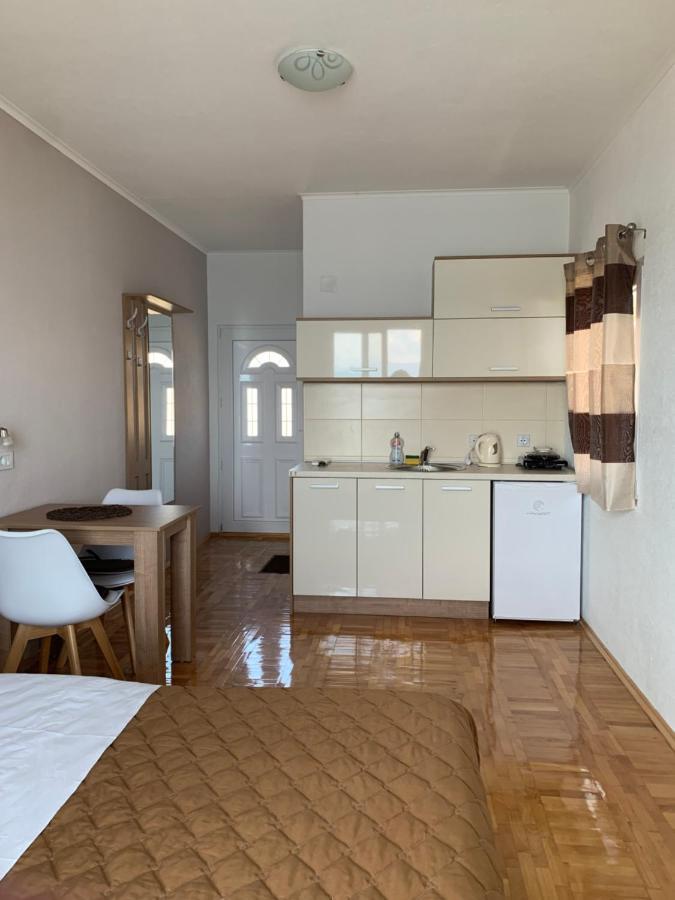 סטאר דויירן Sunrise Apartments And Studios מראה חיצוני תמונה