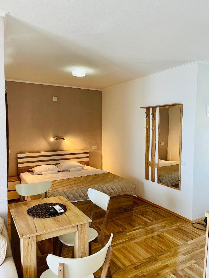 סטאר דויירן Sunrise Apartments And Studios מראה חיצוני תמונה