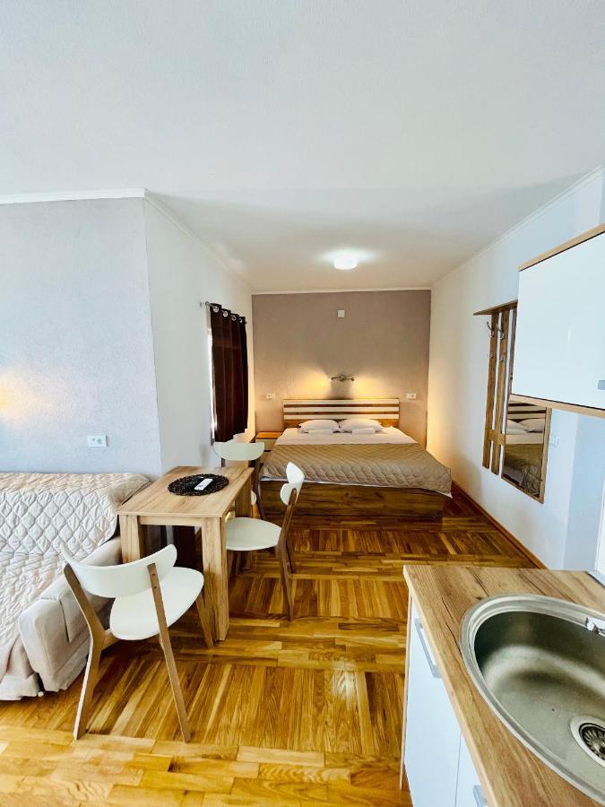 סטאר דויירן Sunrise Apartments And Studios מראה חיצוני תמונה