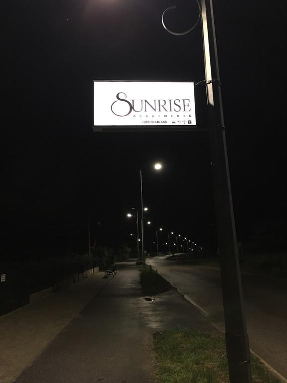 סטאר דויירן Sunrise Apartments And Studios מראה חיצוני תמונה